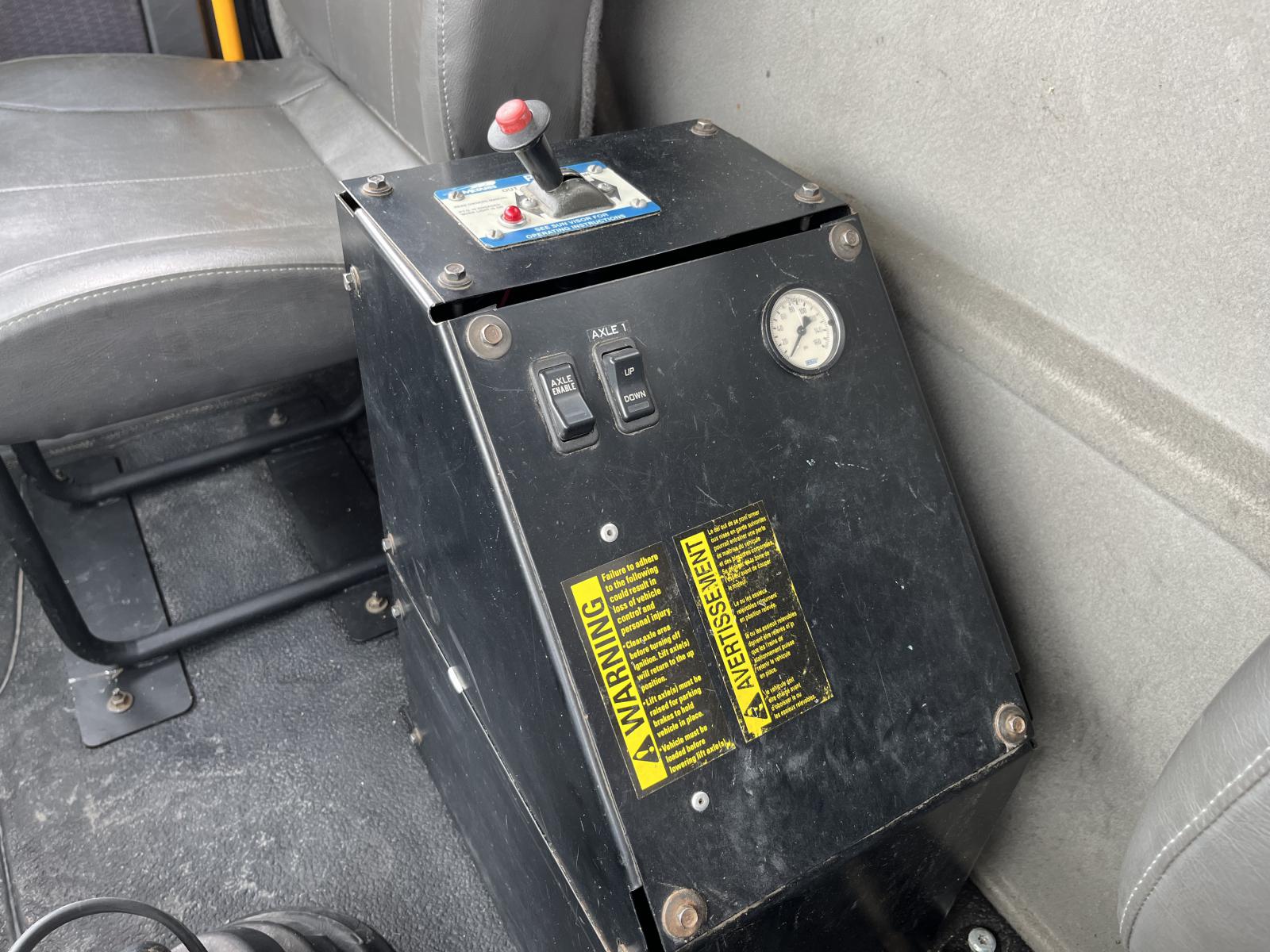 ./imagenes/INVOICE/2019/18151/INTERNATIONAL 7600 (11).JPG